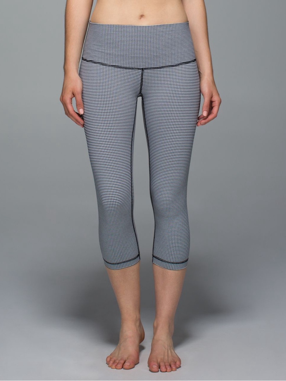 Lululemon Wunder Under Gingham Capri Leggings - Navy/White
